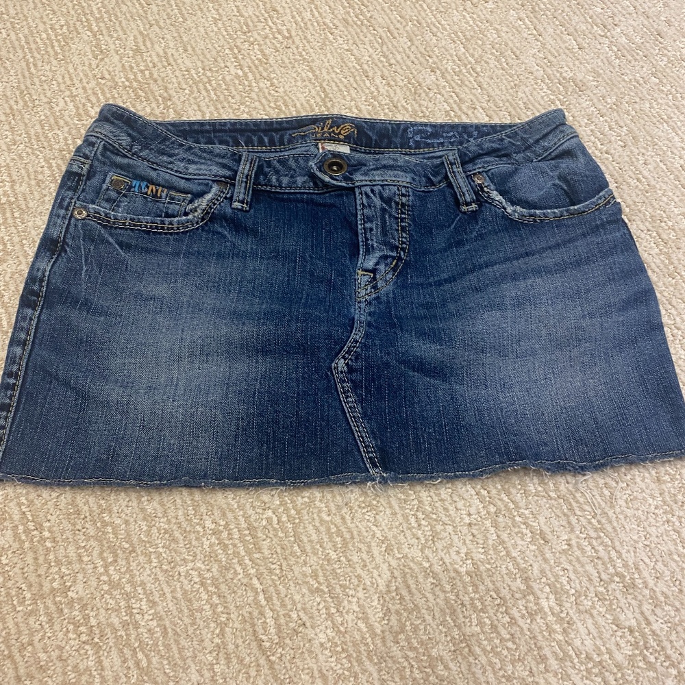 silver jeans skirt size 29